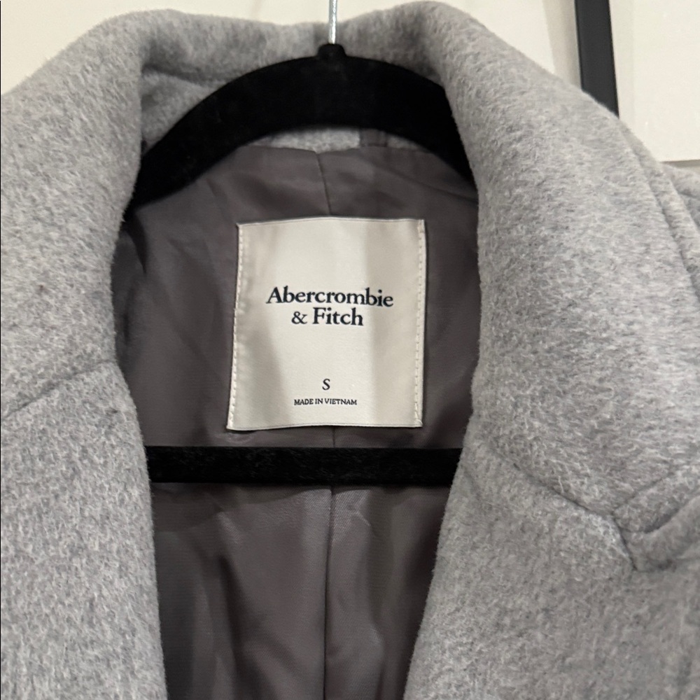 Abercrombie & Fitch Light Gray Long Wool-Blend Single-Breasted Coat - Picture 3 of 4